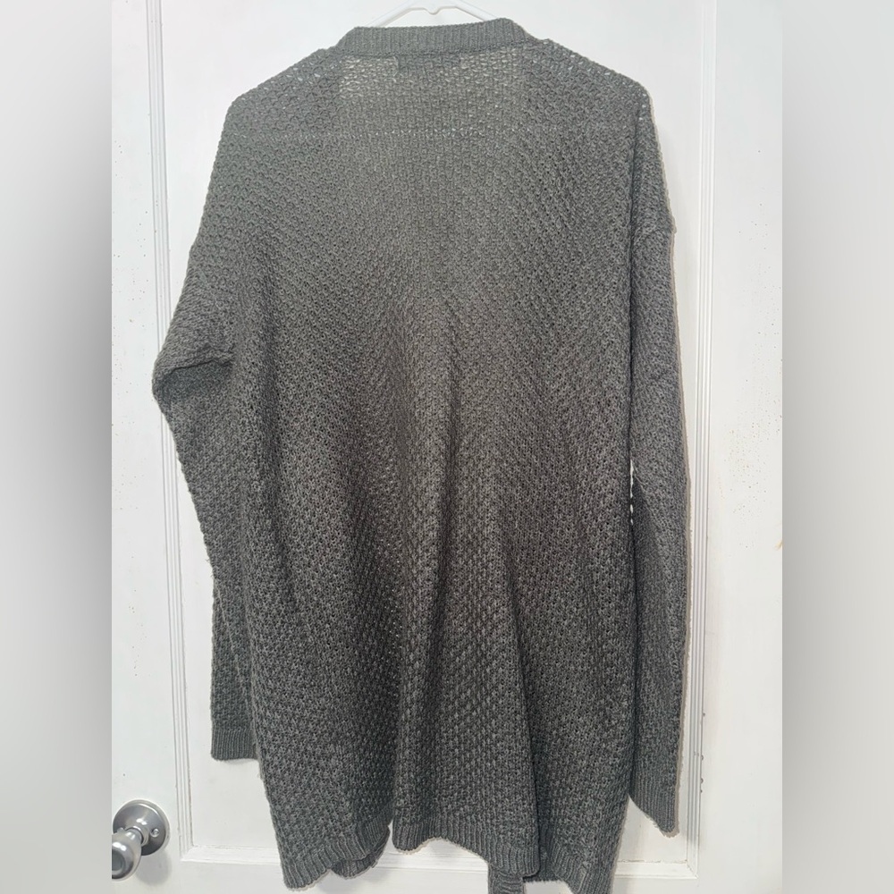 Cozy Queen Gray Women's Cardigan Sweater - Picture 4 of 10